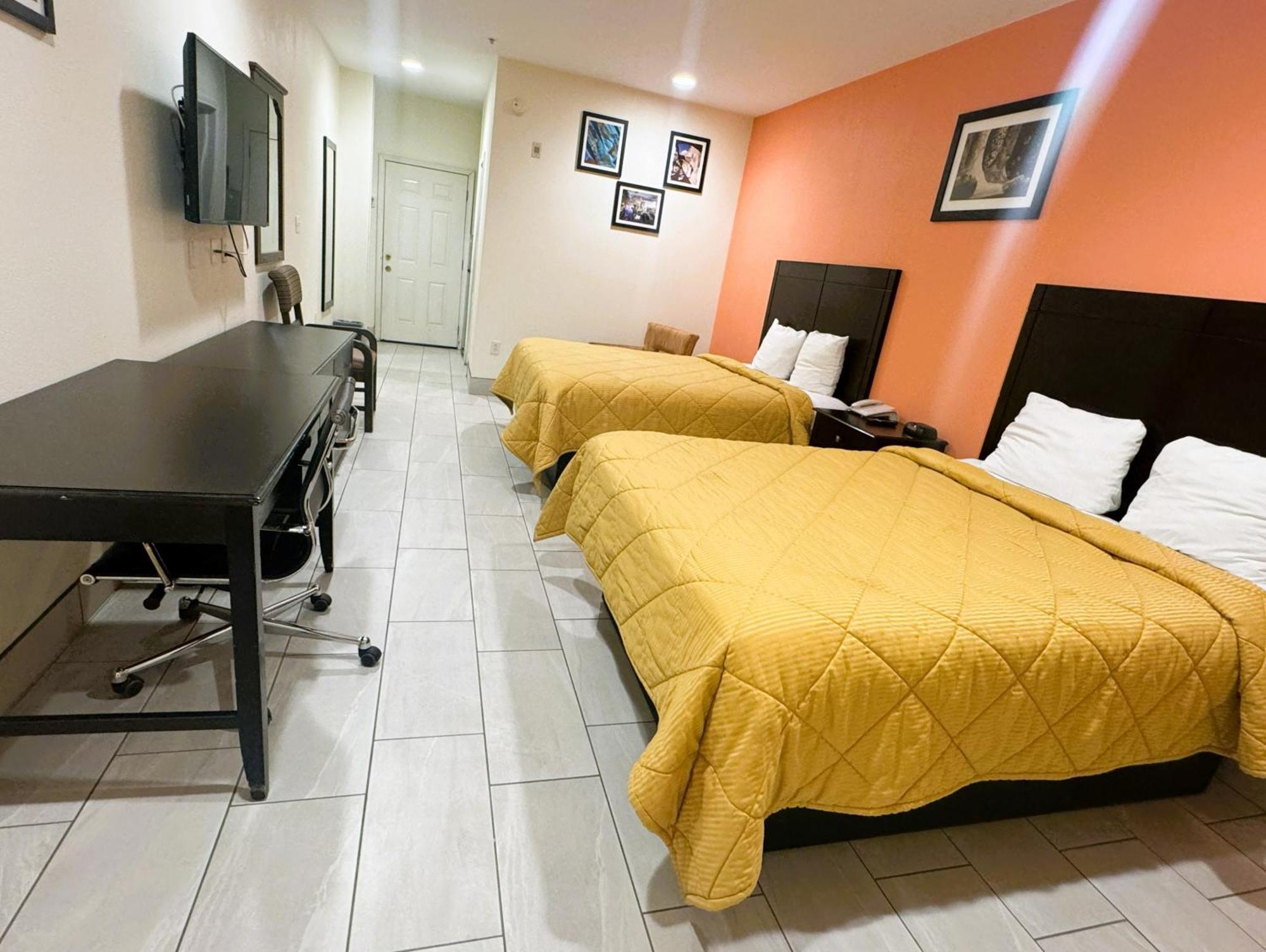 Pecan Valley Inn & Suites San Antonio Bagian luar foto